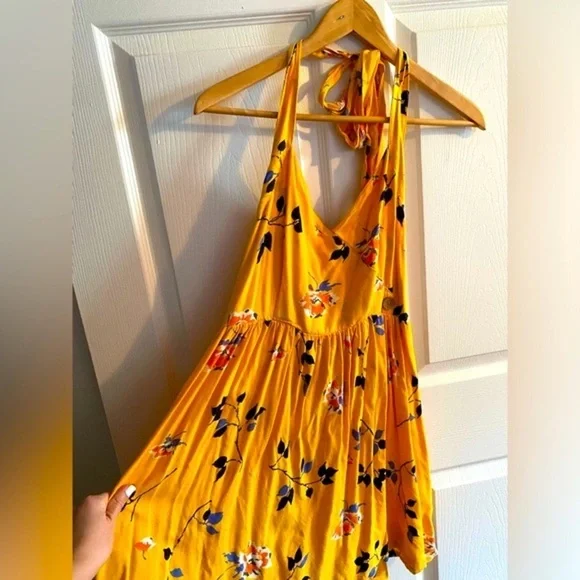Urban Outfitters Yellow Pippa Floral Halter Mini Dress, Summer Sundress UO - Picture 3 of 12